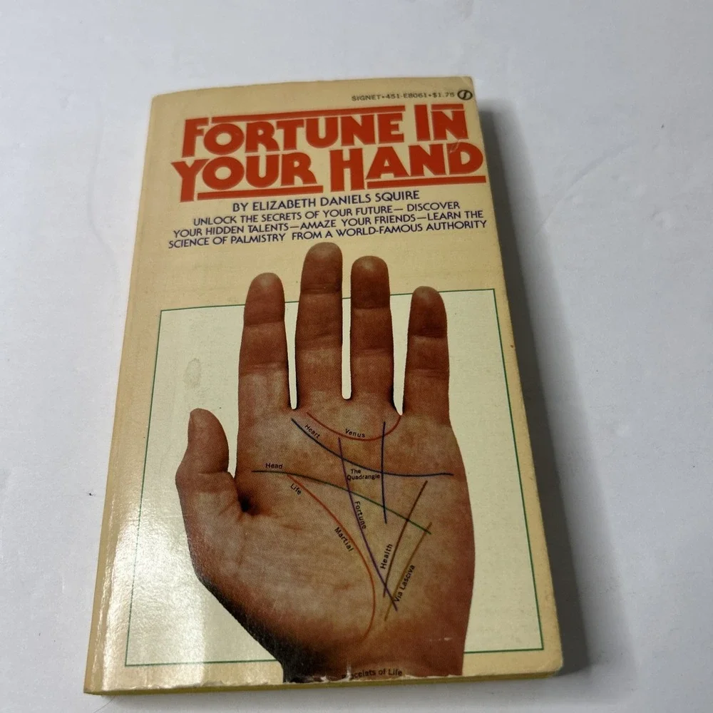 Fortune in Your Hand Elizabeth Daniels Squire 1968 PB Hand-Reading